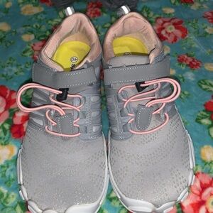 Joombra Wide Toe trail Running Hiking Shoes